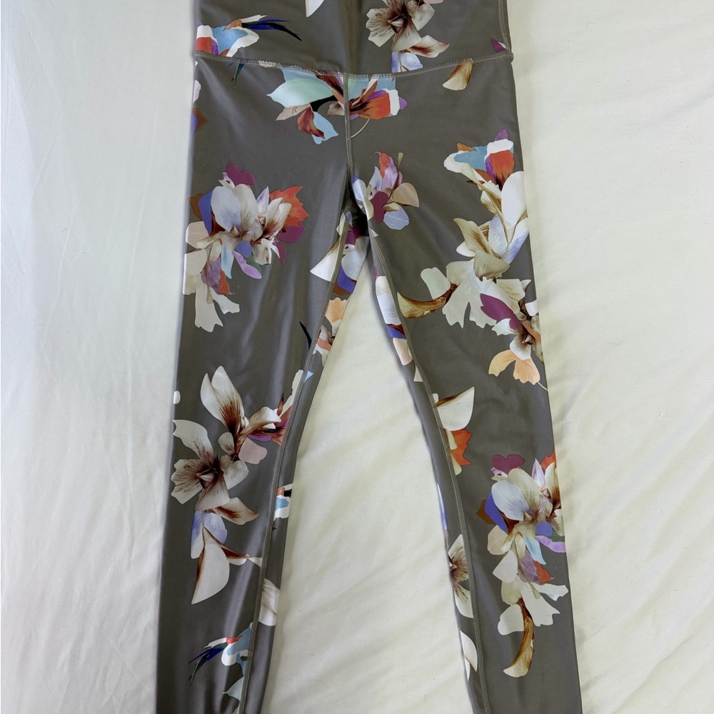 Athleta Floral Print Gray Leggings